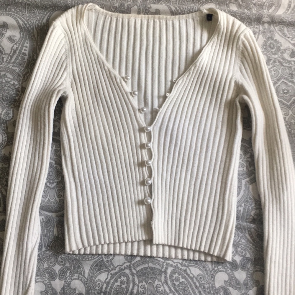 White sweater with pearls!!